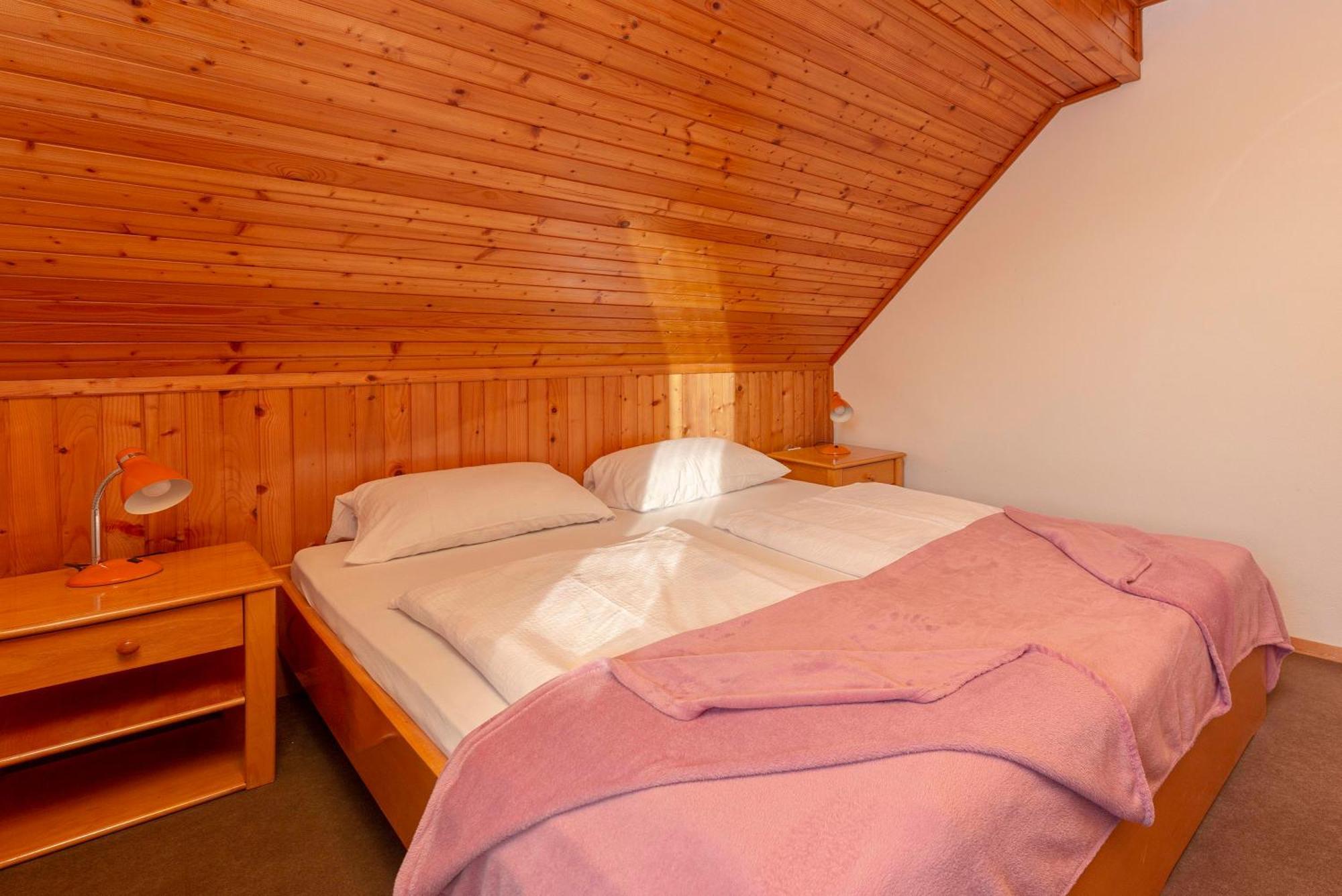 Apartmaji Hodak Bohinj Bilik gambar
